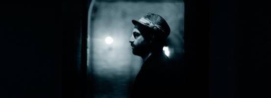 Premiere: Adrian Crowley - 'Some Blue Morning'